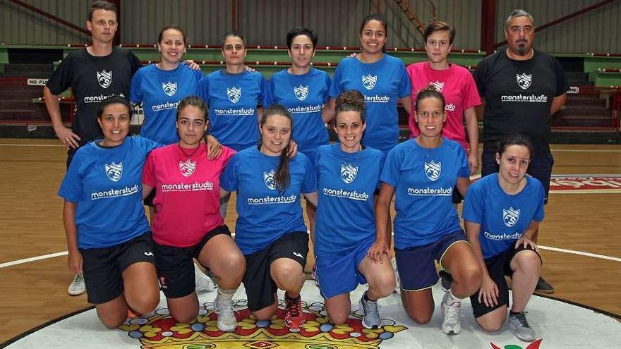El A Estrada Futsal se viste de corto con dos proyectos por descubrir