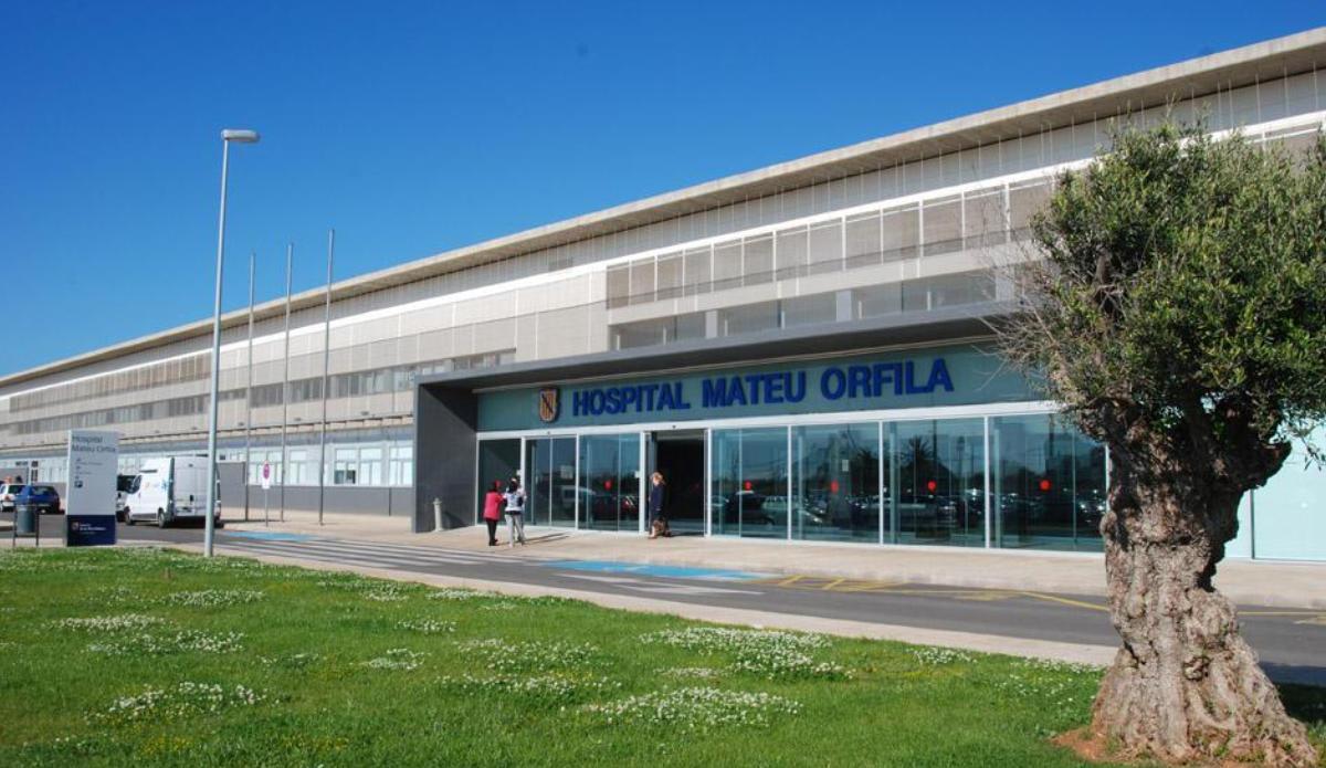 Una pareja procedente de Estados Unidos da positivo por coronavirus en Menorca