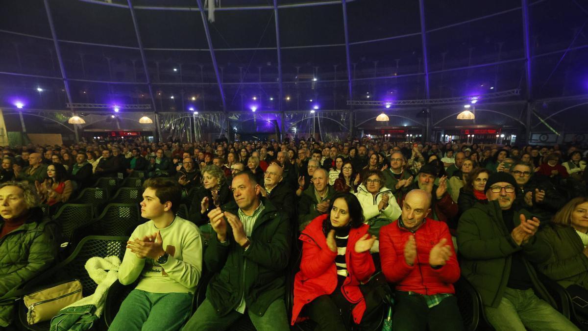 Tributo a los "Dire Straits" en el Gijón Arena