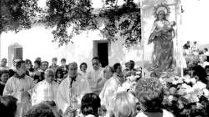 Jaraíz de la Vera acompaña a la Virgen del Salobrar en su romería