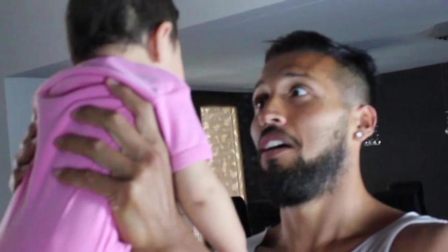 Ezequiel Garay pasa un día con su hija