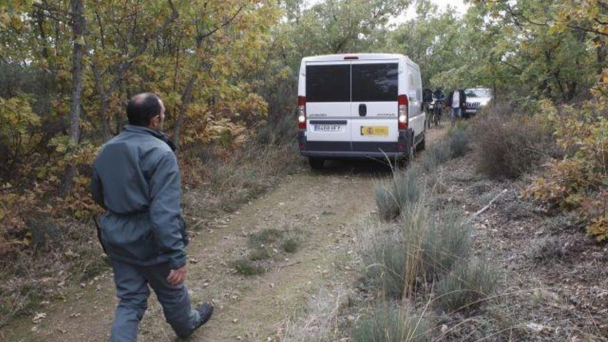 Dispositivo trasladado a la zona para rescatar el cadáver de la anciana