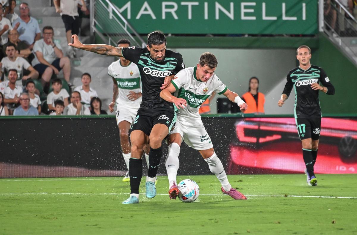 Imagen del Elche-Betis de liga de esta temporada