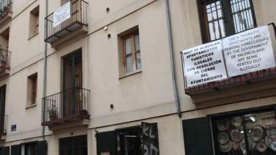 València cambiará el PGOU para endurecer la ley contra los apartamentos turísticos