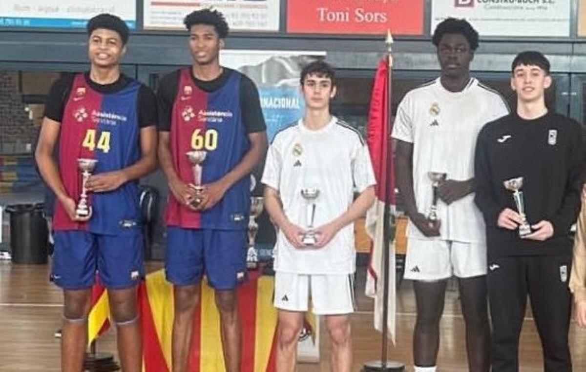 Dabone y Boumtje formaron parte del quinteto ideal junto a los madridistas Landoure, Kutluay y el verdinegro Izan Pérez