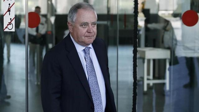 El extesorero de CDC Andreu Viloca, a su salida, este martes, de la Ciutat de la Justícia, donde ha declarado por el 'caso Palau'.