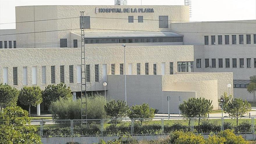 El hospital de la Plana hace esperar hasta 14 meses las colonoscopias