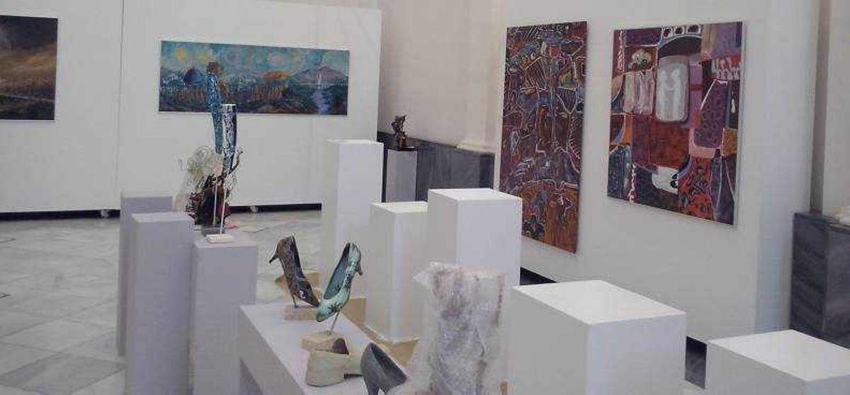 Nueva exposición de pintura y escultura