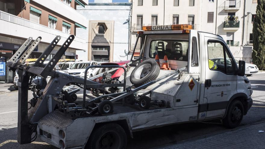 La grua retira a Manresa un terç menys de vehicles que abans de la pandèmia