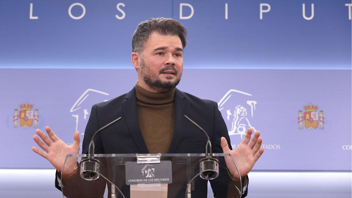 Rufián a Junts: "Es bueno que la política impere. La magia está muy bien para los teatros y el tarot"