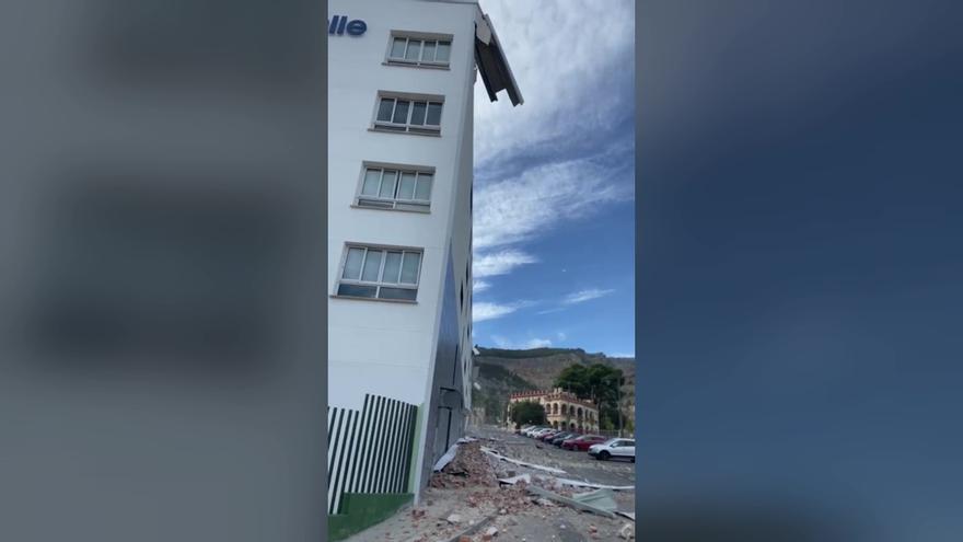 El temporal de viento y el incendio obliga a suspender las clases en 12 municipios valencianos