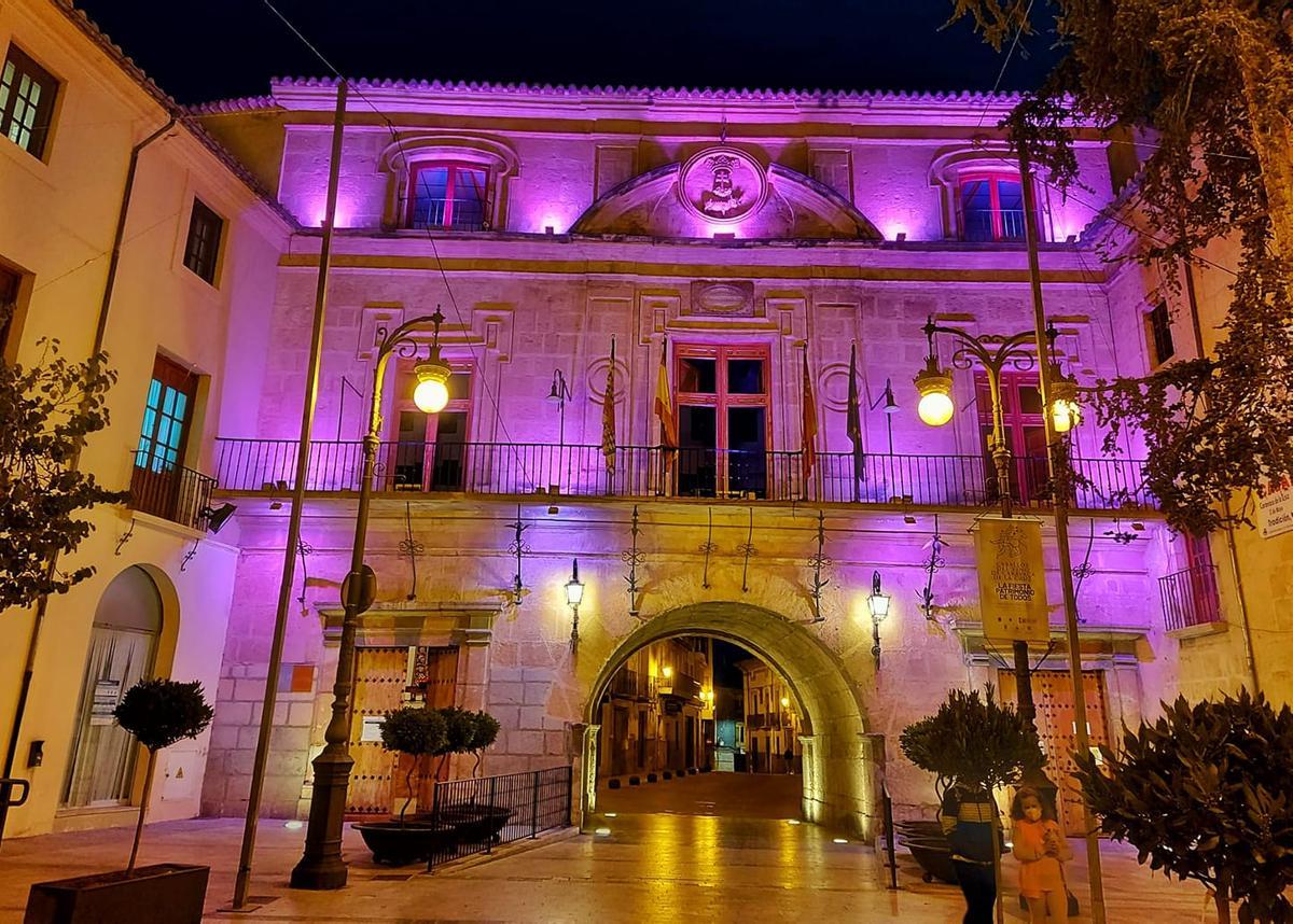 Fachada principal de Ayuntamiento