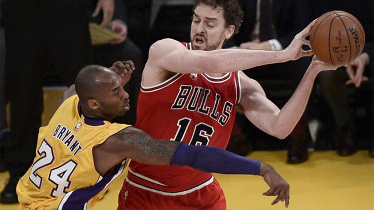 Pau Gasol jugó ante los Lakers de Kobe Bryant