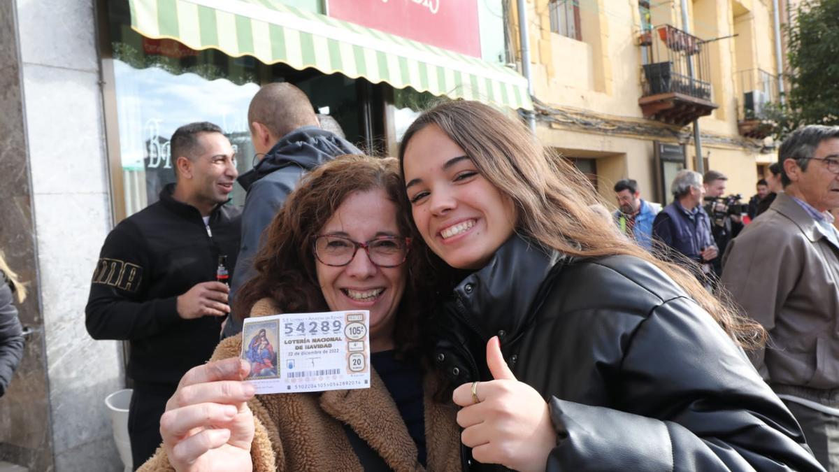 El bar Brindis de Calatayud ha vendido íntegramente uno de los dos cuartos premios de la Lotería de Navidad