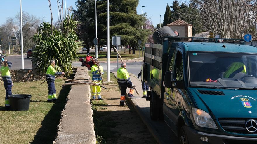 Multan con 2.100 euros a un conductor de Parques y Jardines de Badajoz por no tener el CAP