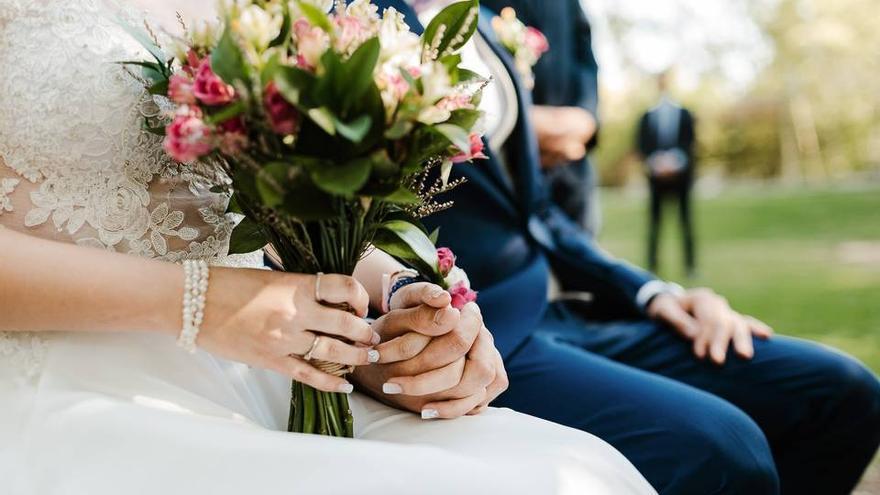 Mata a su novia el día de la boda y tira el cadáver por un barranco