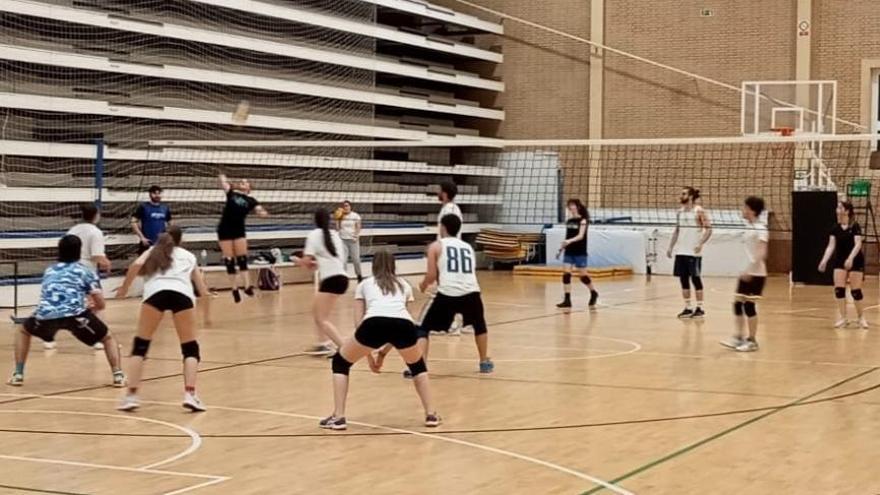 Final del voleibol del campus de Cáceres de la UEx.