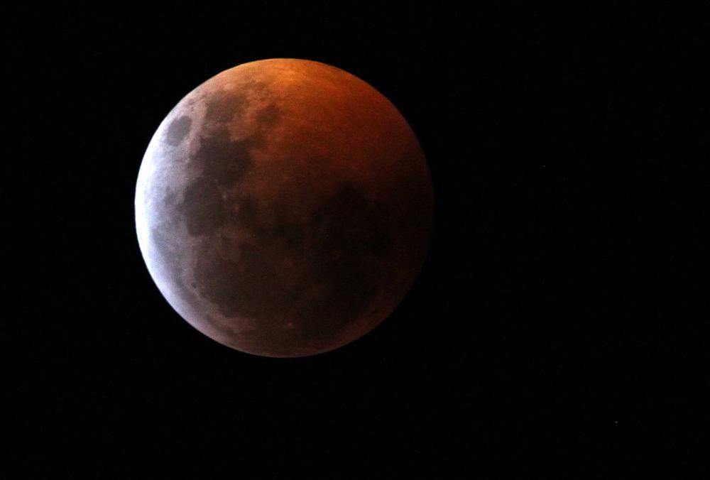 Eclipse total de luna en Cali