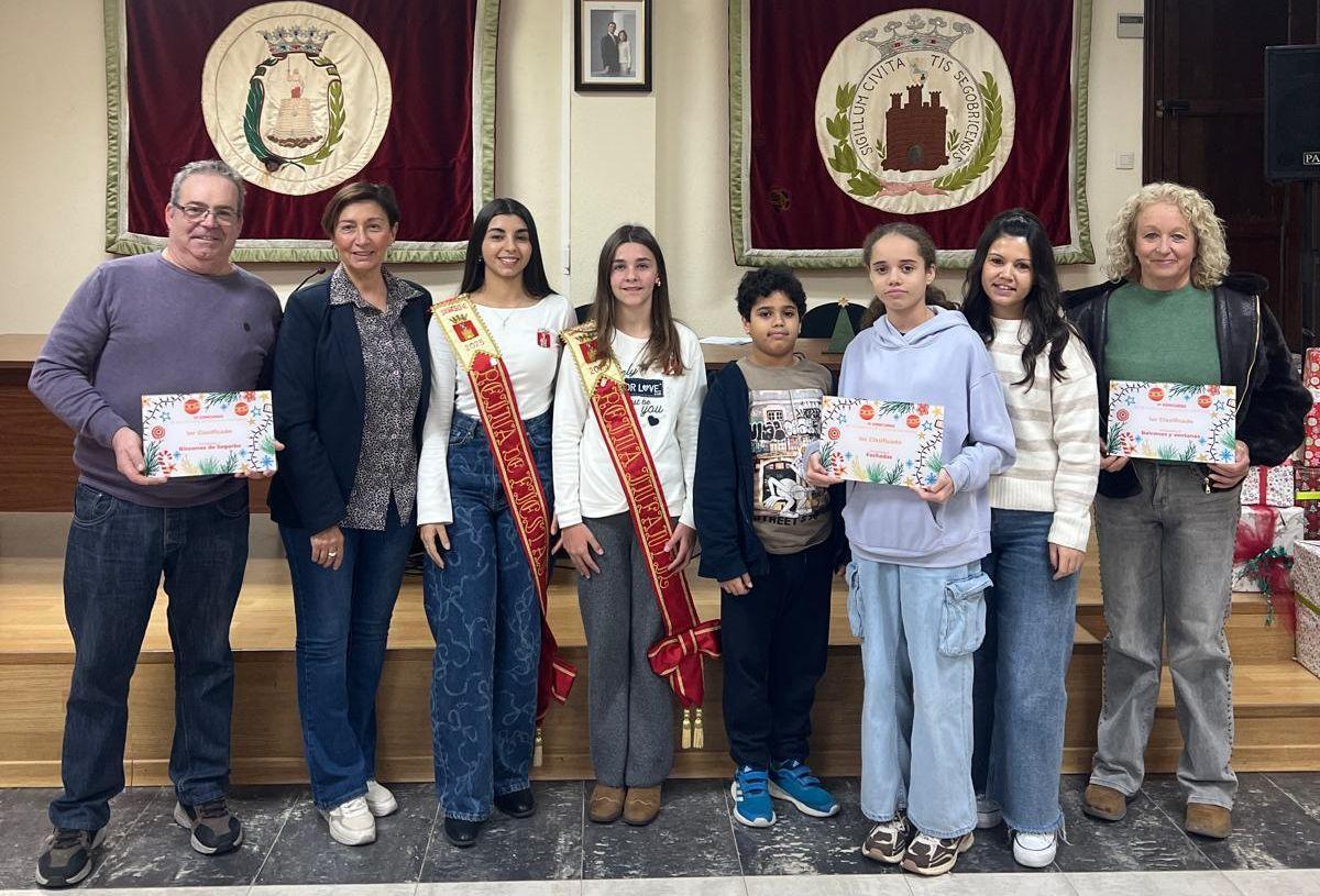 Imagen de la entrega de los premios del concurso de fachadas, balcones y rincones de Segorbe.