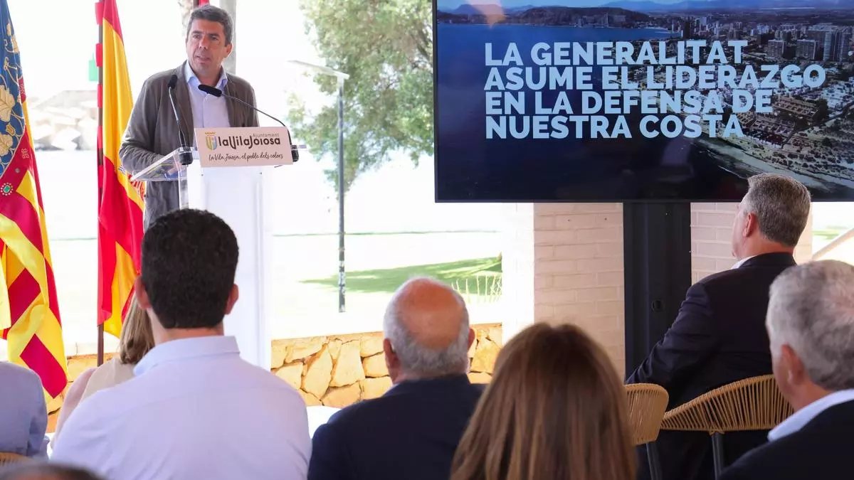 El Consell ofrecerá suelo a los expropiados por la Ley de Costas estatal para compensar la pérdida de sus viviendas