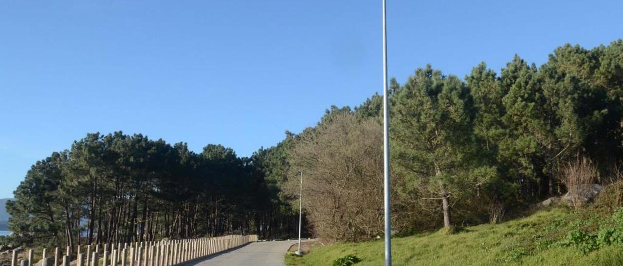 Acceso a la playa de A Secada, en A Illa