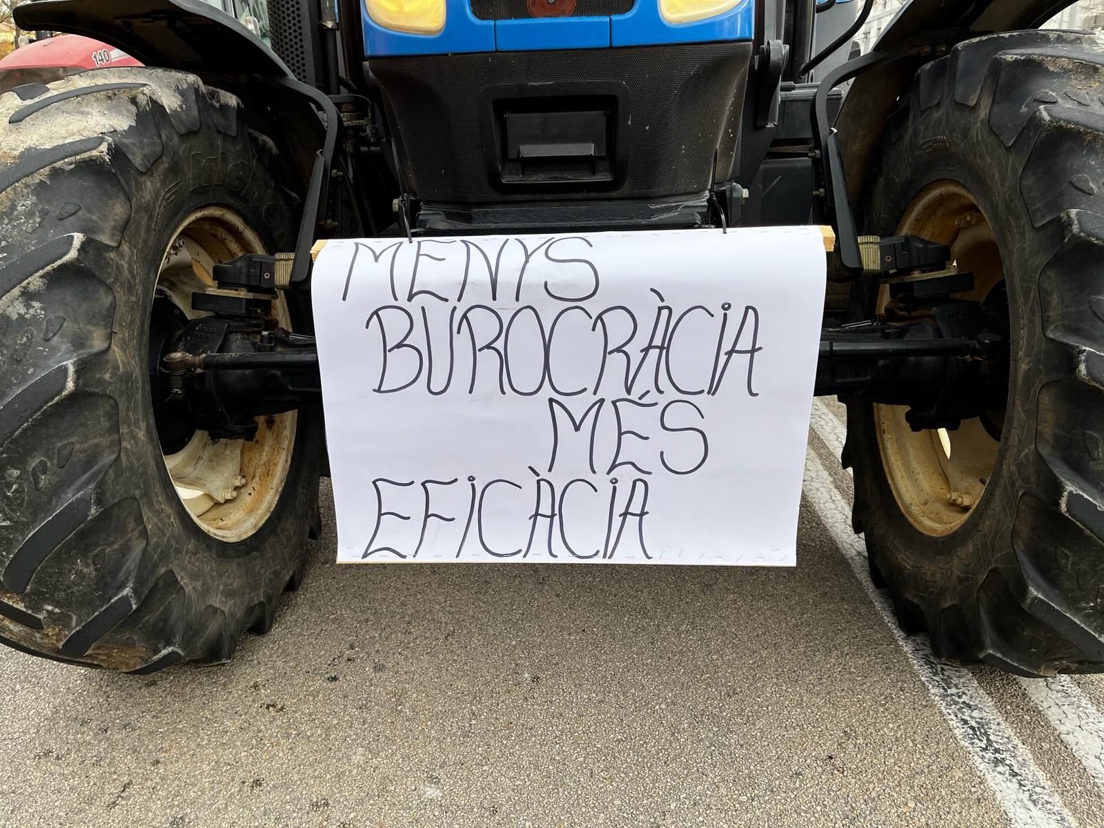 Los mejores carteles de la tractorada en Mallorca