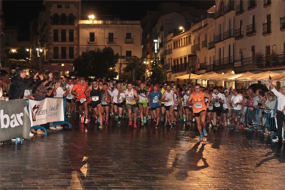 Carrera intramuros 95 aniversario de el Periódico Extremadura