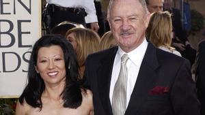 Gene Hackman y Betsy Arakawa.