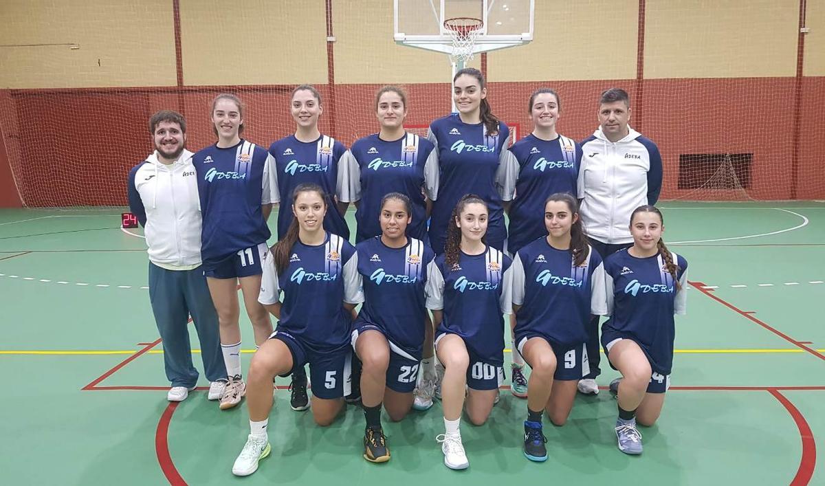 Componentes del Adeba de la N1 Nacional femenina de baloncesto.