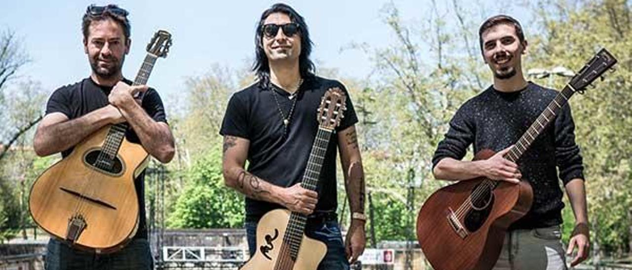 Lorenzo Boo, Rubén de Lis y Diego Besada, integrantes de Galicia Guitar Trio.