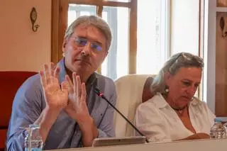 Cacabelos: «Este PP me recuerda al que obligó a 4.000 vecinos a manifestarse»