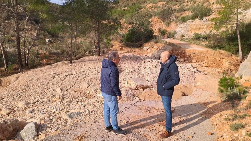 Yátova prioriza la reconstrucción de vías de acceso al pantano de Forata