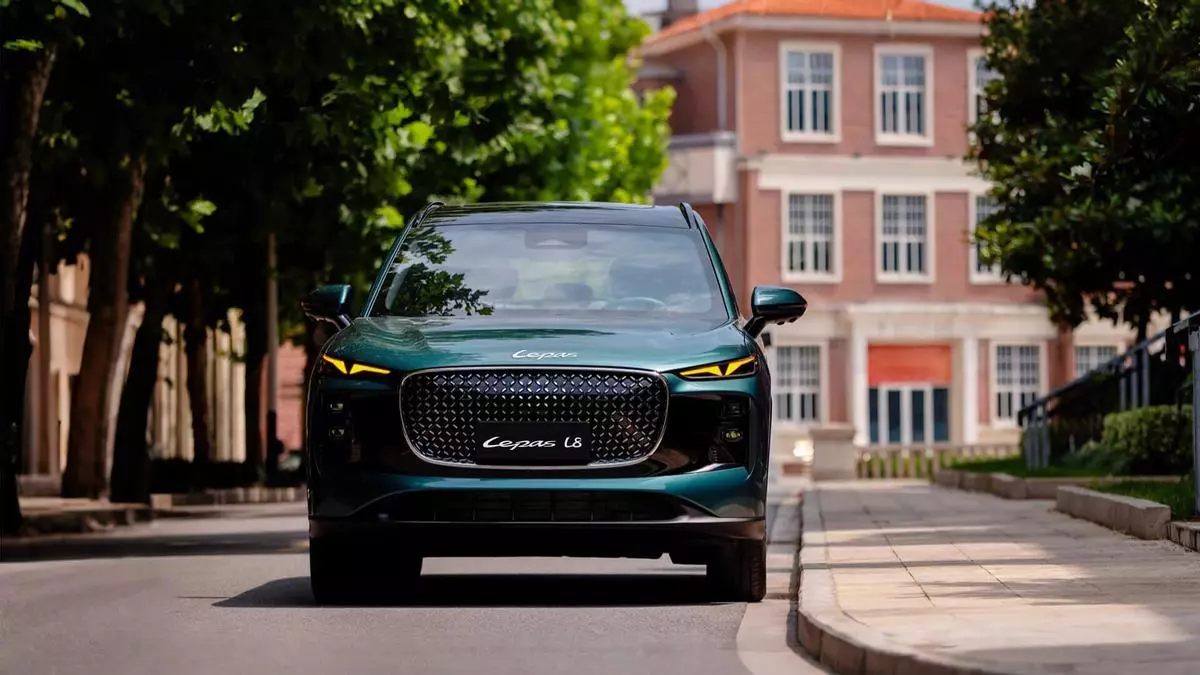 La nueva plataforma que equiparán los coches de Lepas será multienergía y adaptable a cada mercado