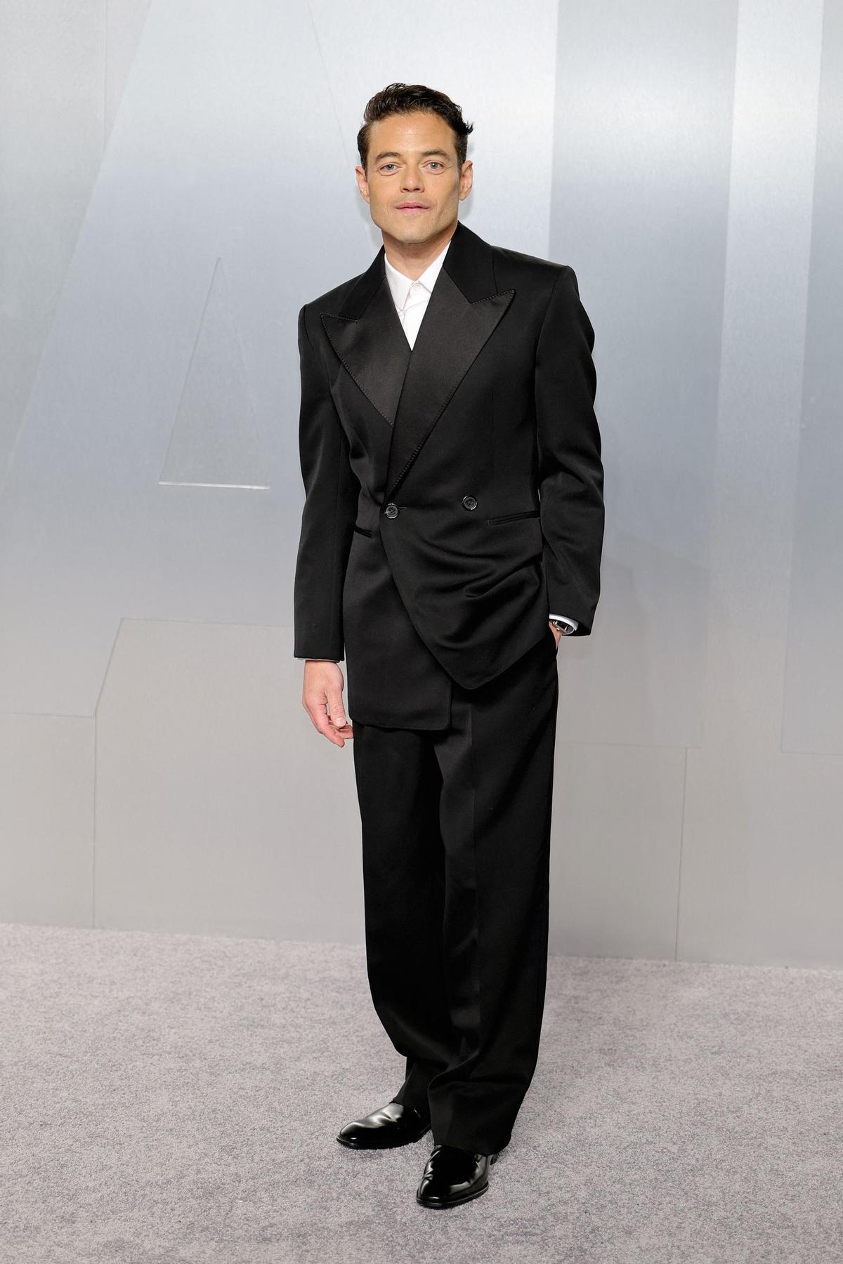 Rami Malek en la fiesta de Vanity Fair tras los Oscar 2026 en Los Ángeles