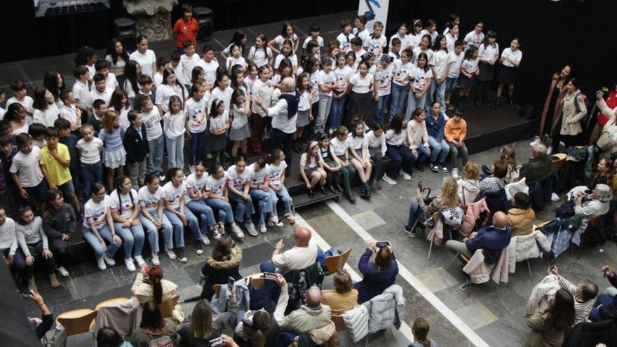Conciertos en "Cantar presta muncho" | PEDRO ORTERA