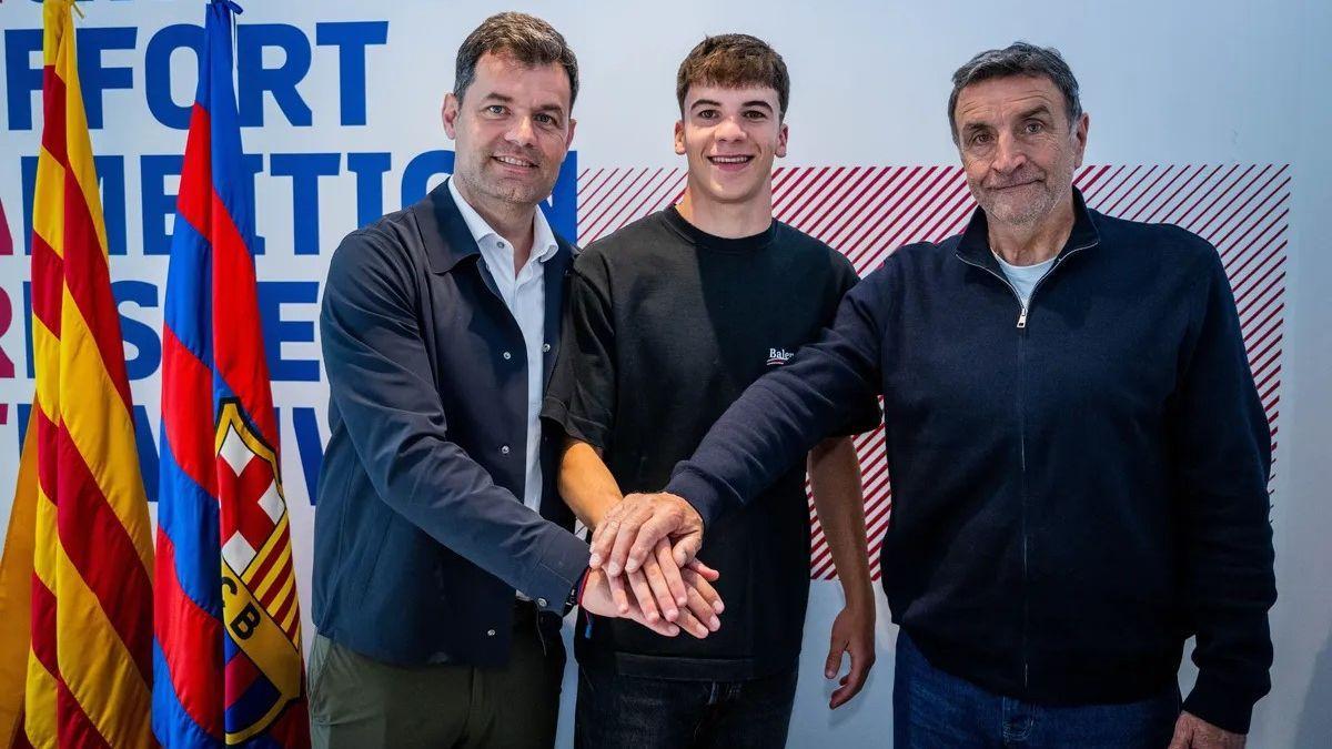 Joan Soler, Jofre Torrents y Alexanko tras la renovación de Jofre