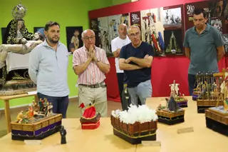 GALERÍA | Coreses repasa la vida y obra de Ramón Álvarez en una exposición