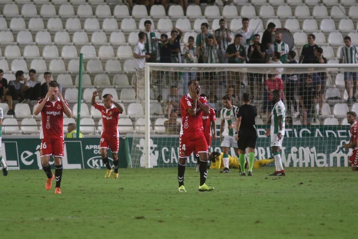 Las imáges del encuentro de Copa del Rey entre el Córdoba C.F. y el Nástic