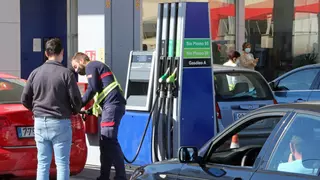 Gasolineras 'low cost': ¿podemos fiarnos de la calidad (y cantidad) del combustible?