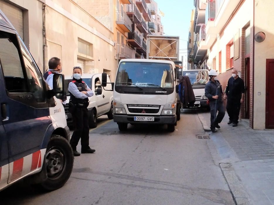 Operació policial antidroga en uns pisos de Figueres