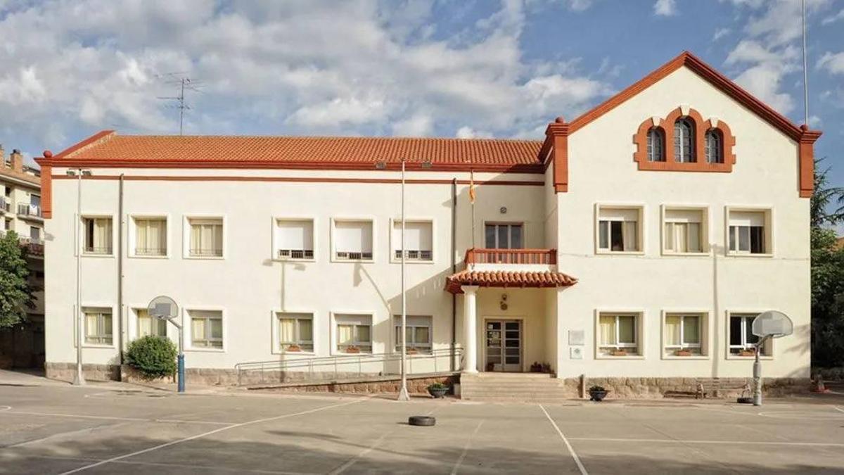 La façana de l'Escola Alfred Mata
