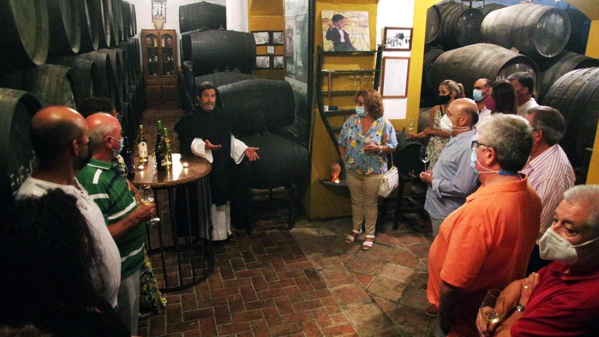 Imagen de archivo de una cata en una bodega de Moriles.