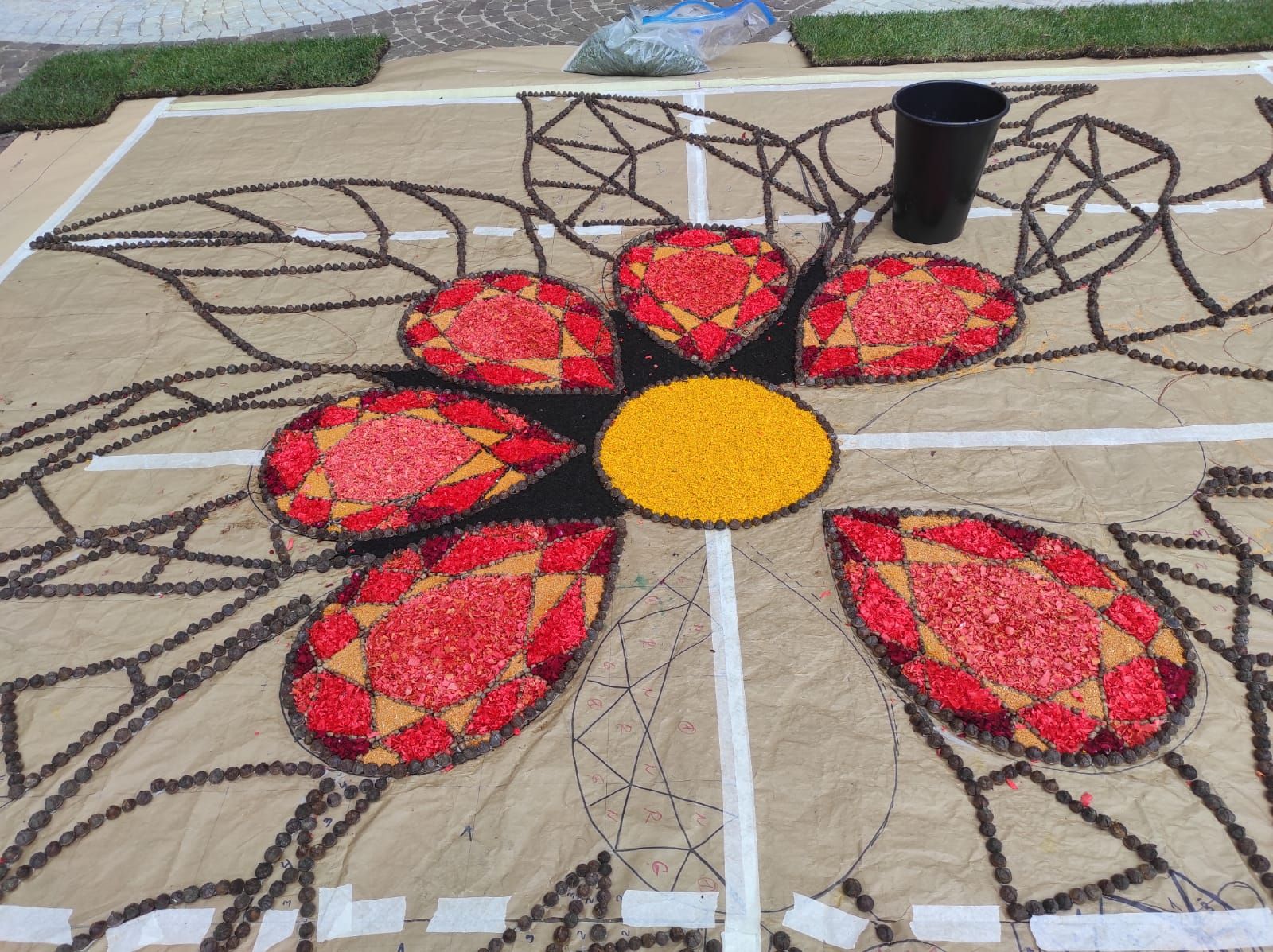 El Colectivo Independiente Alfombrista de Bueu en Pietra Ligure (Italia)