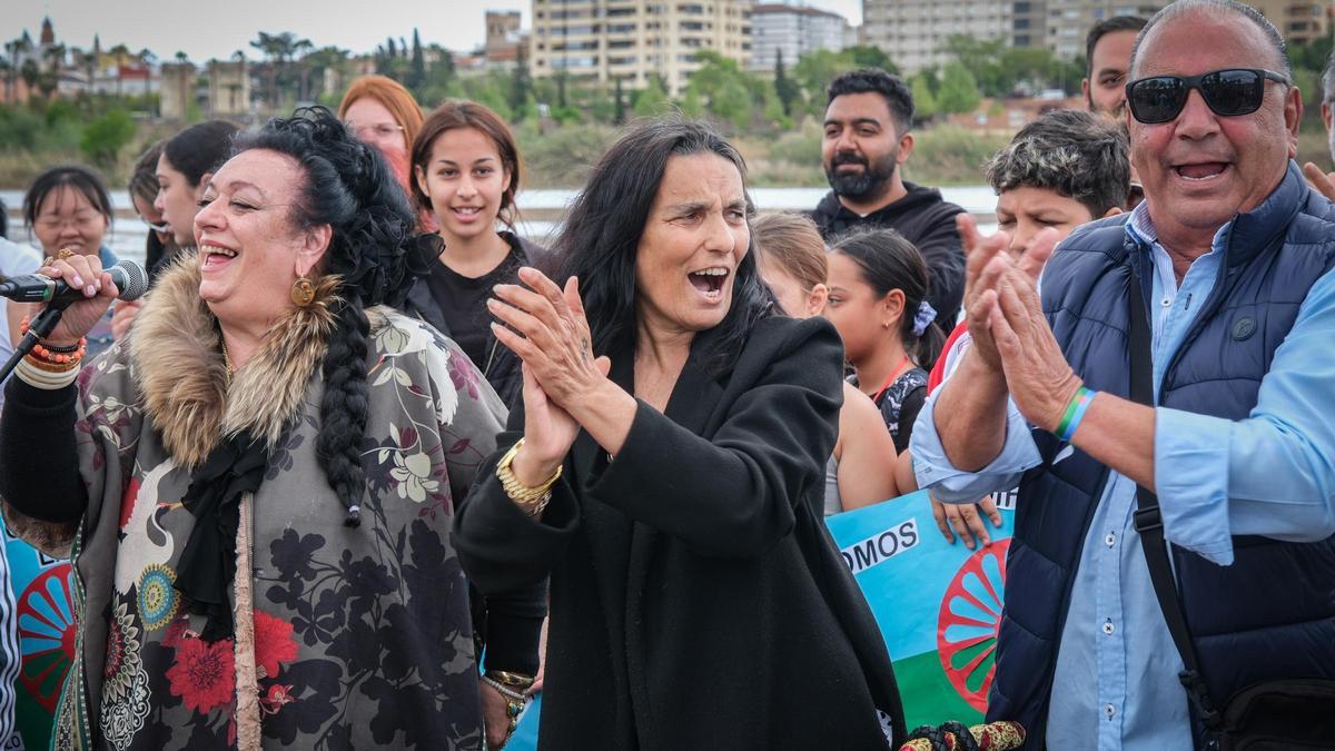 Celebración del día del pueblo gitano, en Badajoz.