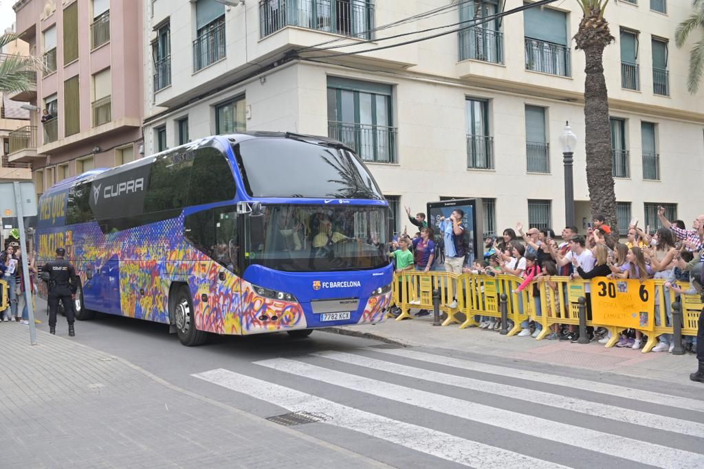 Llegada del Barça a Elche para el partido de esta noche en el Martínez Valero (21:00 horas)