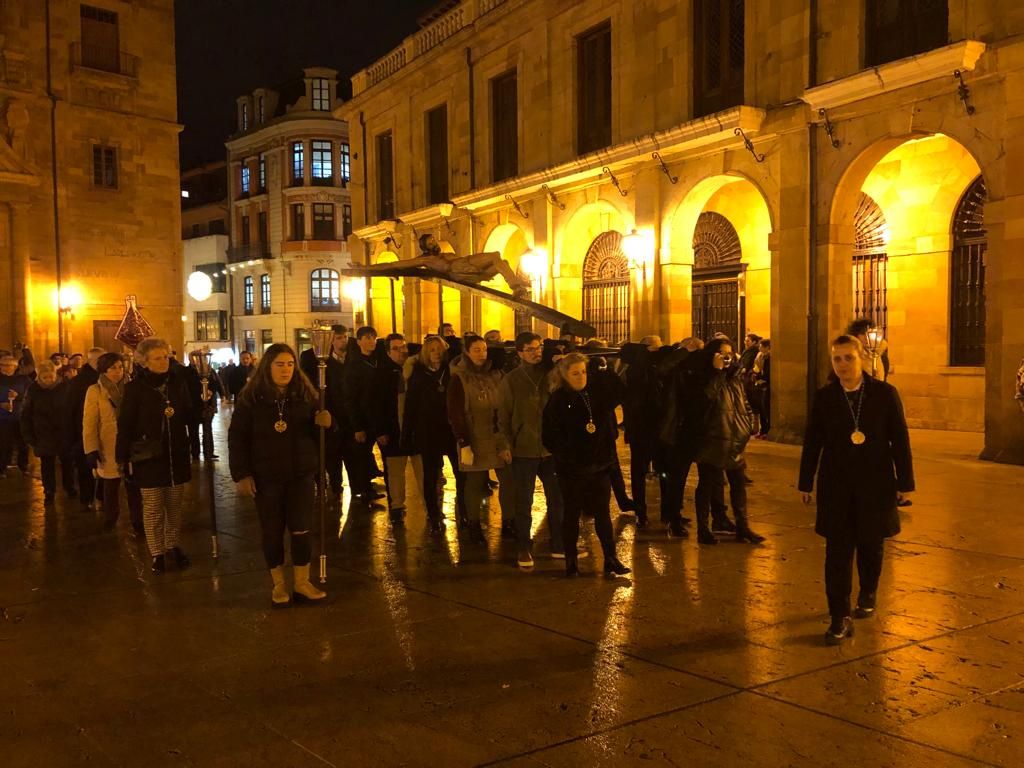 Tiempo de Cuaresma en Oviedo: empieza el via crucis de la Junta de Hermandades