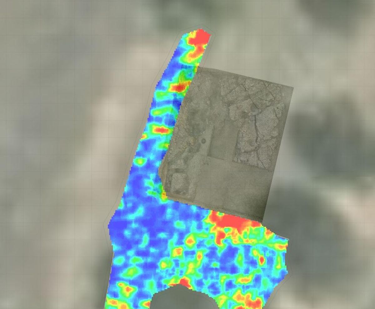 Mapa de calor con datos obtenidos por el georradar en El Viso donde los colores indican la intensidad de las señales