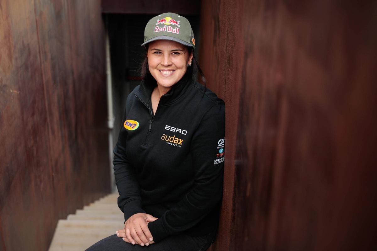 Laia Sanz visitó al redacción de SPORT