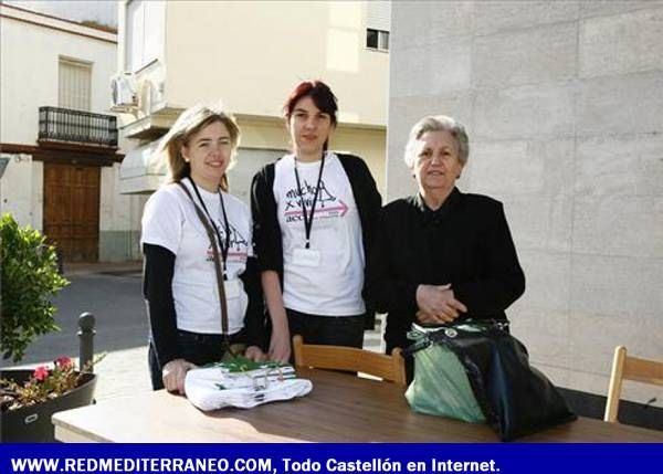 MULTITUDINARIA MARCHA SOLIDARIA CONTRA EL CÁNCER EN LA VILAVELLA