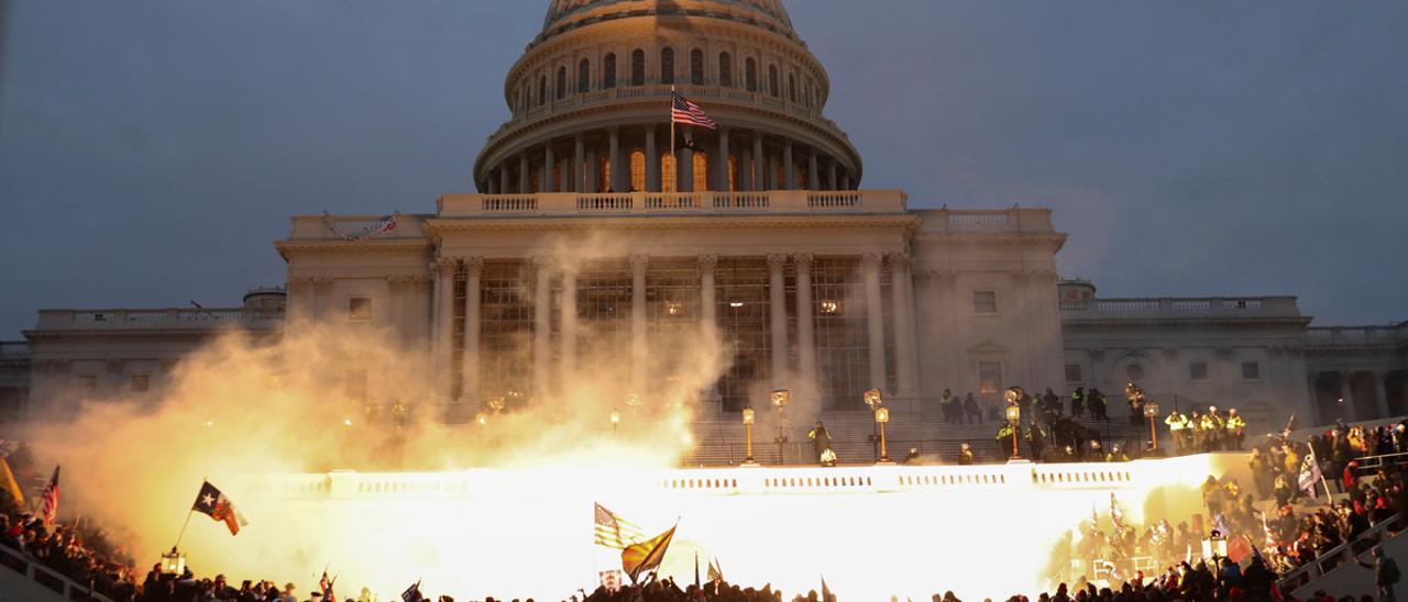 Seguidores de Trump asaltan el Capitolio de EEUU